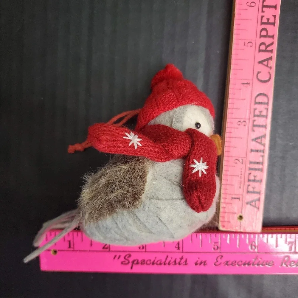 Gray‎ Felt Christmas Birds W/ Red Winter Hat Scarf Set Of 4 Tiered Tray Decor *